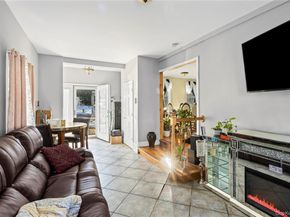 5 Joy Road, Selden NY 11784