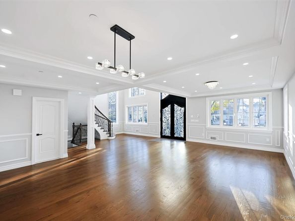 40-11 202nd Street, Bayside NY 11361