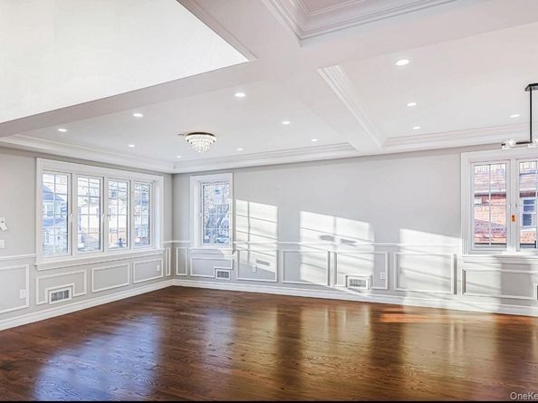 40-11 202nd Street, Bayside NY 11361