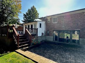 26 Canterbury Road, Woodbury NY 11797
