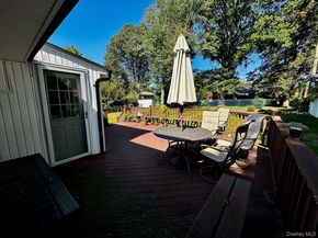 26 Canterbury Road, Woodbury NY 11797