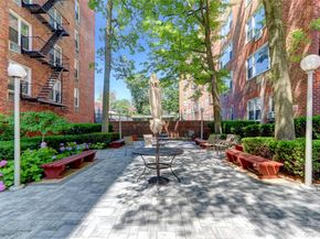 54-44 Little Neck Parkway 6V, Little Neck NY 11362