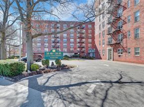 54-44 Little Neck Parkway 6V, Little Neck NY 11362