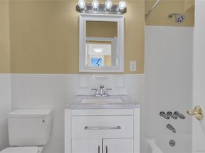 54-44 Little Neck Parkway 6V, Little Neck NY 11362