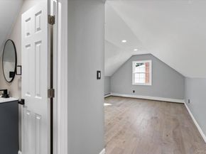 41 Embargo Place, North Babylon NY 11703