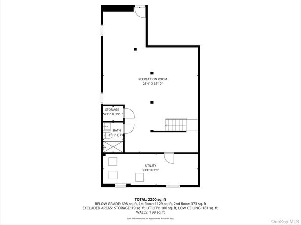 41 Embargo Place, North Babylon NY 11703