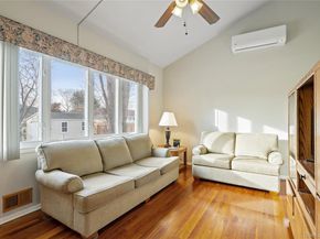 246 W 10th Street, Deer Park NY 11729