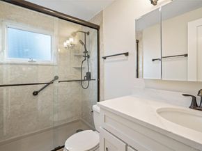 246 W 10th Street, Deer Park NY 11729