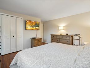 246 W 10th Street, Deer Park NY 11729