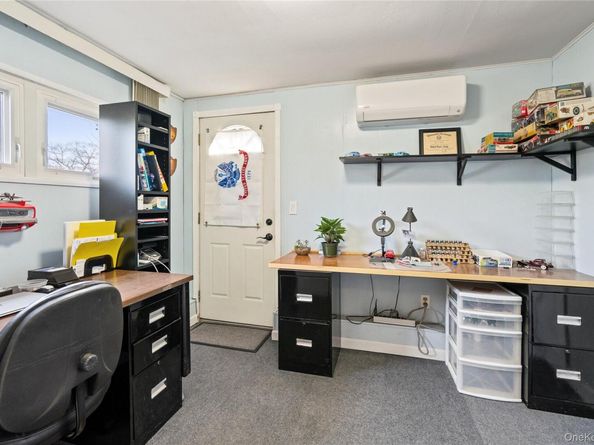 246 W 10th Street, Deer Park NY 11729