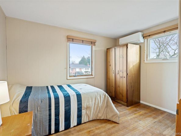 246 W 10th Street, Deer Park NY 11729