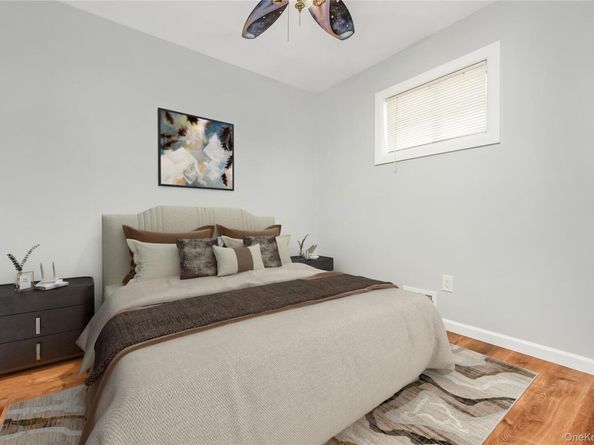 147 W Hampton Road, Lindenhurst NY 11757