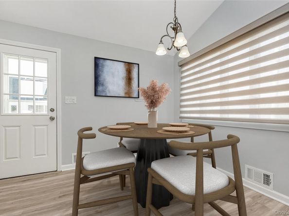 147 W Hampton Road, Lindenhurst NY 11757