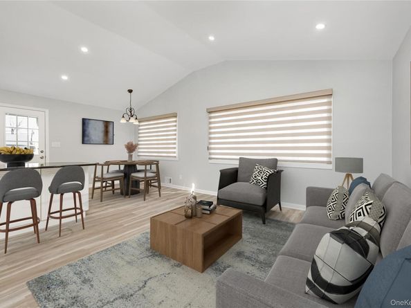 147 W Hampton Road, Lindenhurst NY 11757