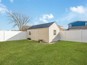 147 W Hampton Road, Lindenhurst NY 11757