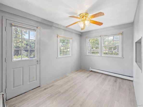 37 Bailey Avenue, Bay Shore NY 11706