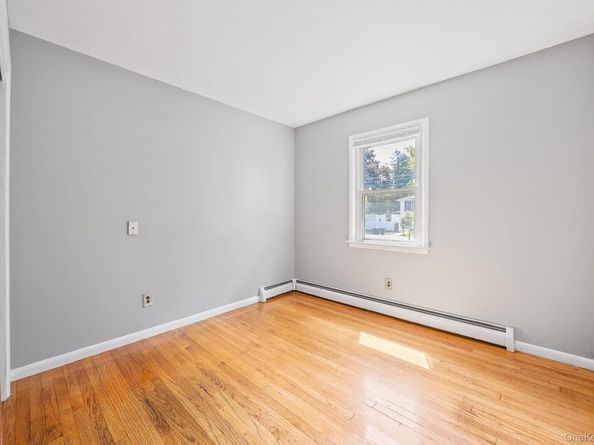 37 Bailey Avenue, Bay Shore NY 11706