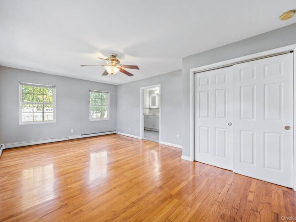 37 Bailey Avenue, Bay Shore NY 11706