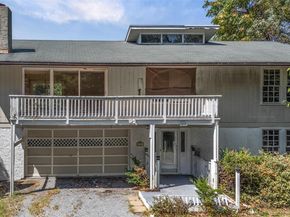 3 Beach Plum Drive, Asharoken NY 11768