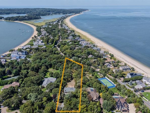 3 Beach Plum Drive, Asharoken NY 11768