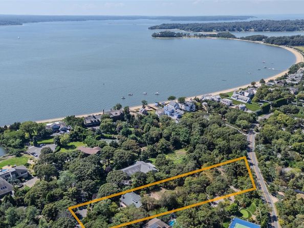 3 Beach Plum Drive, Asharoken NY 11768