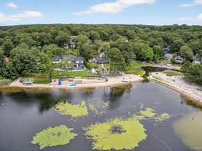 73 Montauk Trail, Ridge NY 11961