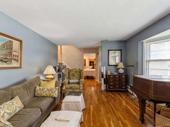 635 Hempstead Avenue, West Hempstead NY 11552