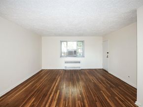 220-04 Stronghurst Avenue 185, Queens Village NY 11427