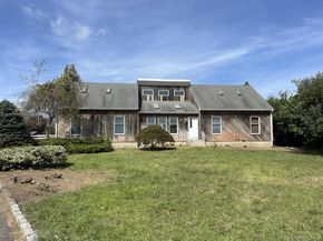24 Kimberly Court, Baiting Hollow NY 11933