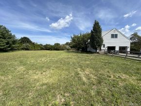 24 Kimberly Court, Baiting Hollow NY 11933