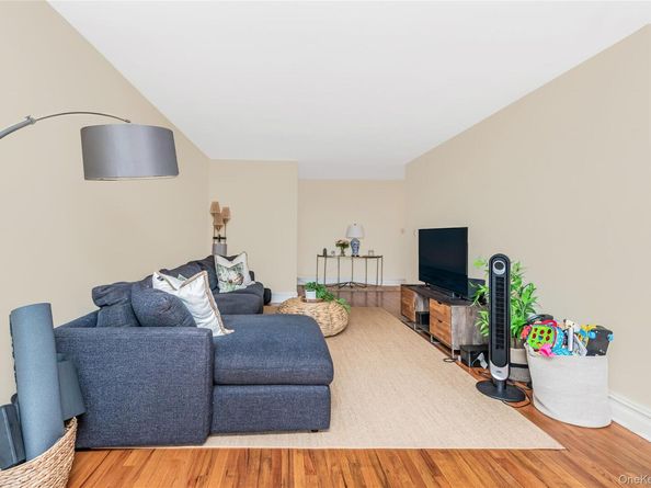 3201 Grand Concourse 2E, Bronx NY 10468