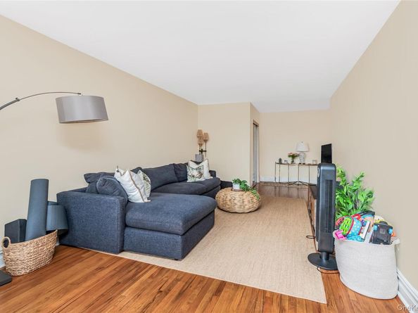 3201 Grand Concourse 2E, Bronx NY 10468