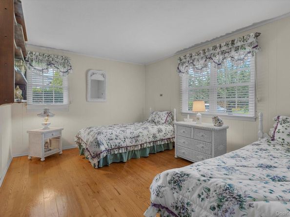 20 Revelyn Court, Sayville NY 11782
