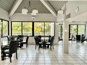400 High Point Drive PH10, Hartsdale NY 10530