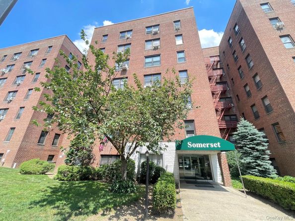 8385 116th St 4B, Kew Gardens NY 11418