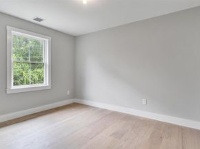 5B Fanning Avenue, Hampton Bays NY 11946