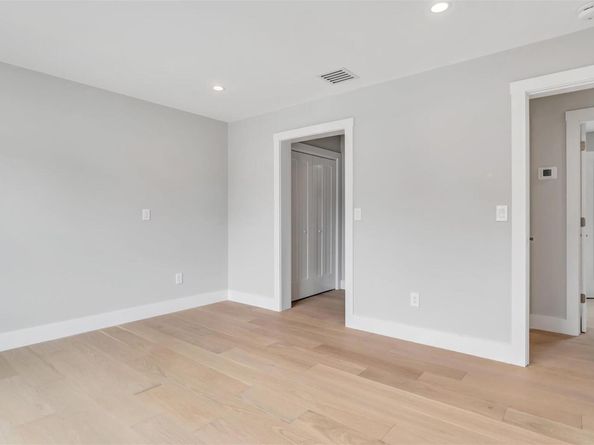 5B Fanning Avenue, Hampton Bays NY 11946