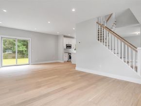 5B Fanning Avenue, Hampton Bays NY 11946