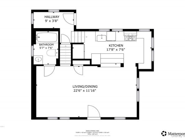 24 8th Avenue, Sea Cliff NY 11579