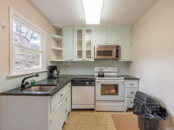 71 Rosewood Road, Rocky Point NY 11778