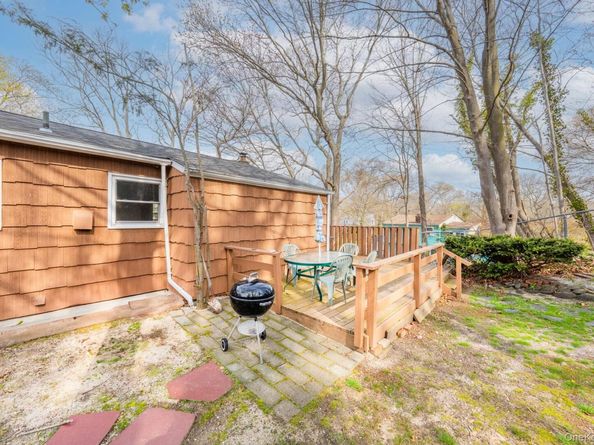 71 Rosewood Road, Rocky Point NY 11778