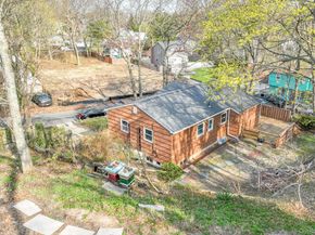 71 Rosewood Road, Rocky Point NY 11778