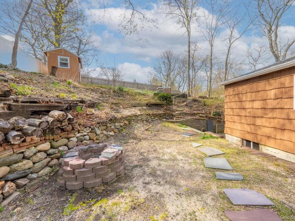 71 Rosewood Road, Rocky Point NY 11778