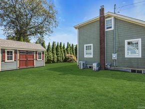 9 Arkays Avenue, East Islip NY 11730