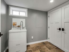 9 Arkays Avenue, East Islip NY 11730
