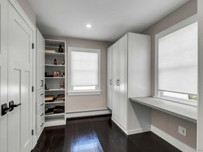 9 Arkays Avenue, East Islip NY 11730