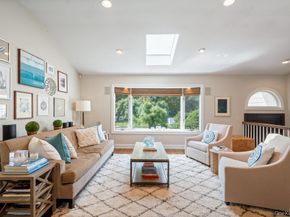 2 Flower Lane, Jericho NY 11753