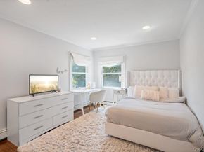 2 Flower Lane, Jericho NY 11753