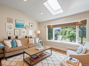 2 Flower Lane, Jericho NY 11753