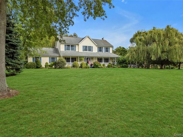 4 Simeon Road, Jamesport NY 11901